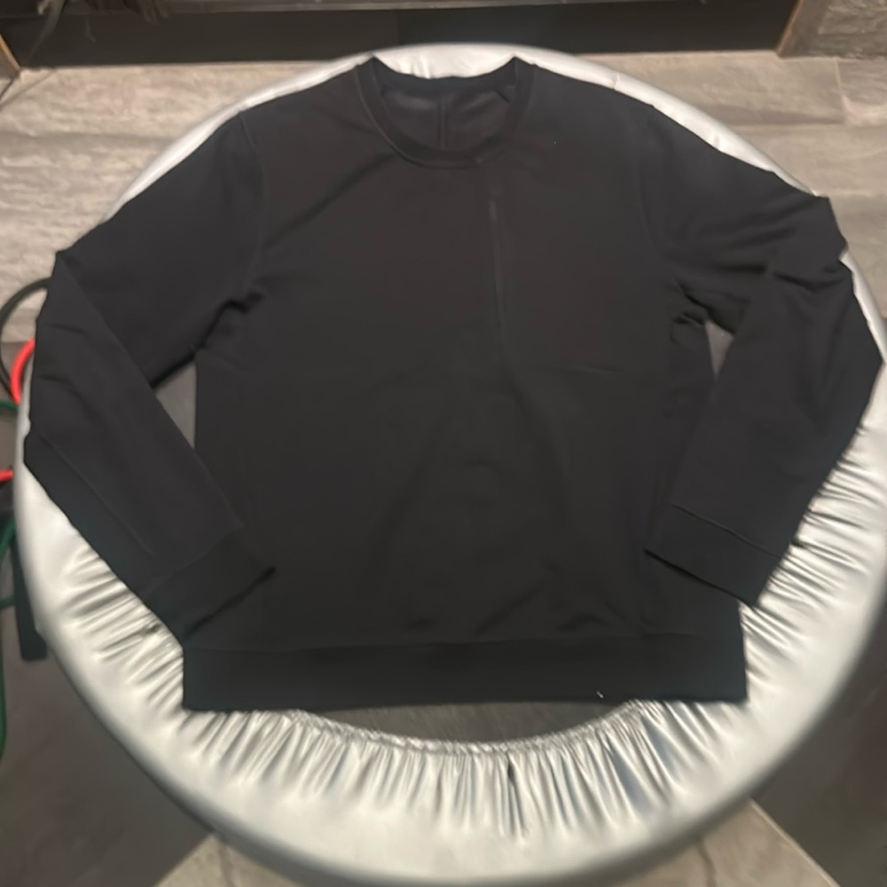 Lululemon Sojourn Black Long Sleeve Crew Mens Large  Front Zip Pocket Sweatshirt